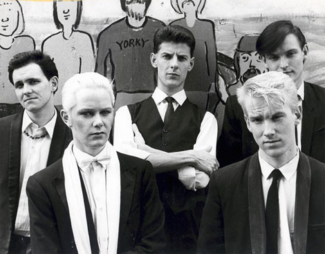 Photo of Modern English